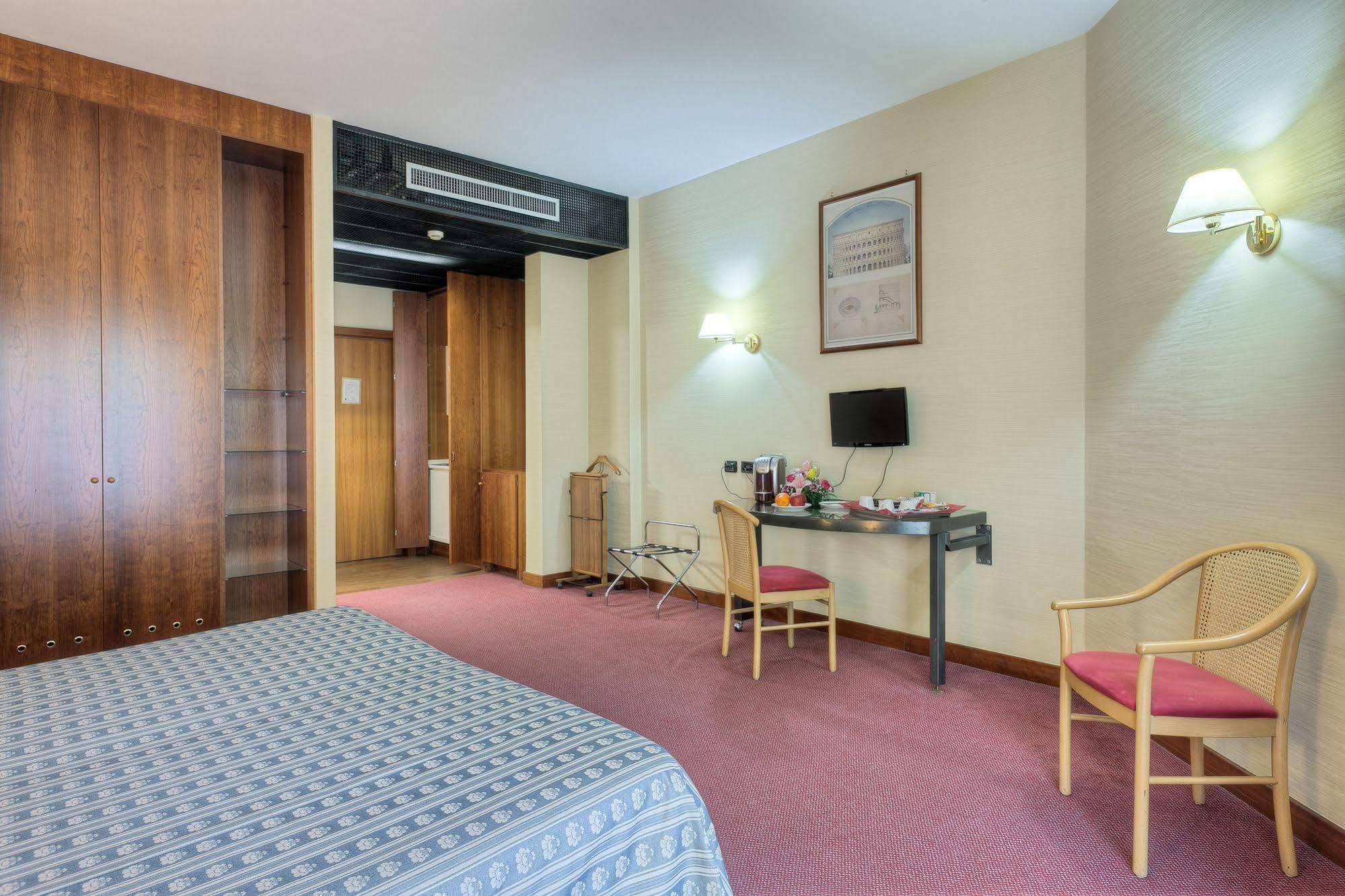 Hotel Petra Rom